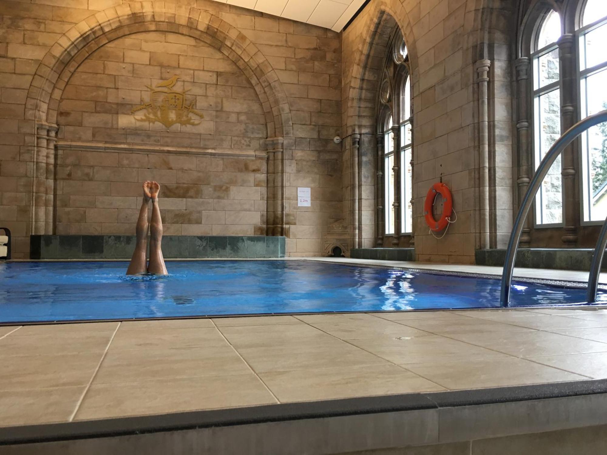 The Classrooms, Loch Ness Abbey - 142M2 Lifestyle & Heritage Apartment - Pool & Spa - The Highland Club - Resort On Lake Shores Fort Augustus Εξωτερικό φωτογραφία
